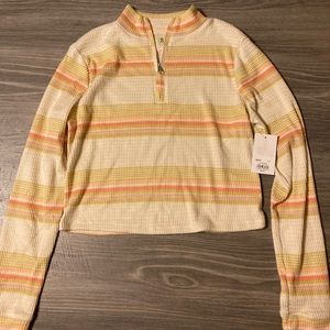 SO Junior’s 3/4 Zip Mockneck Top Size Large